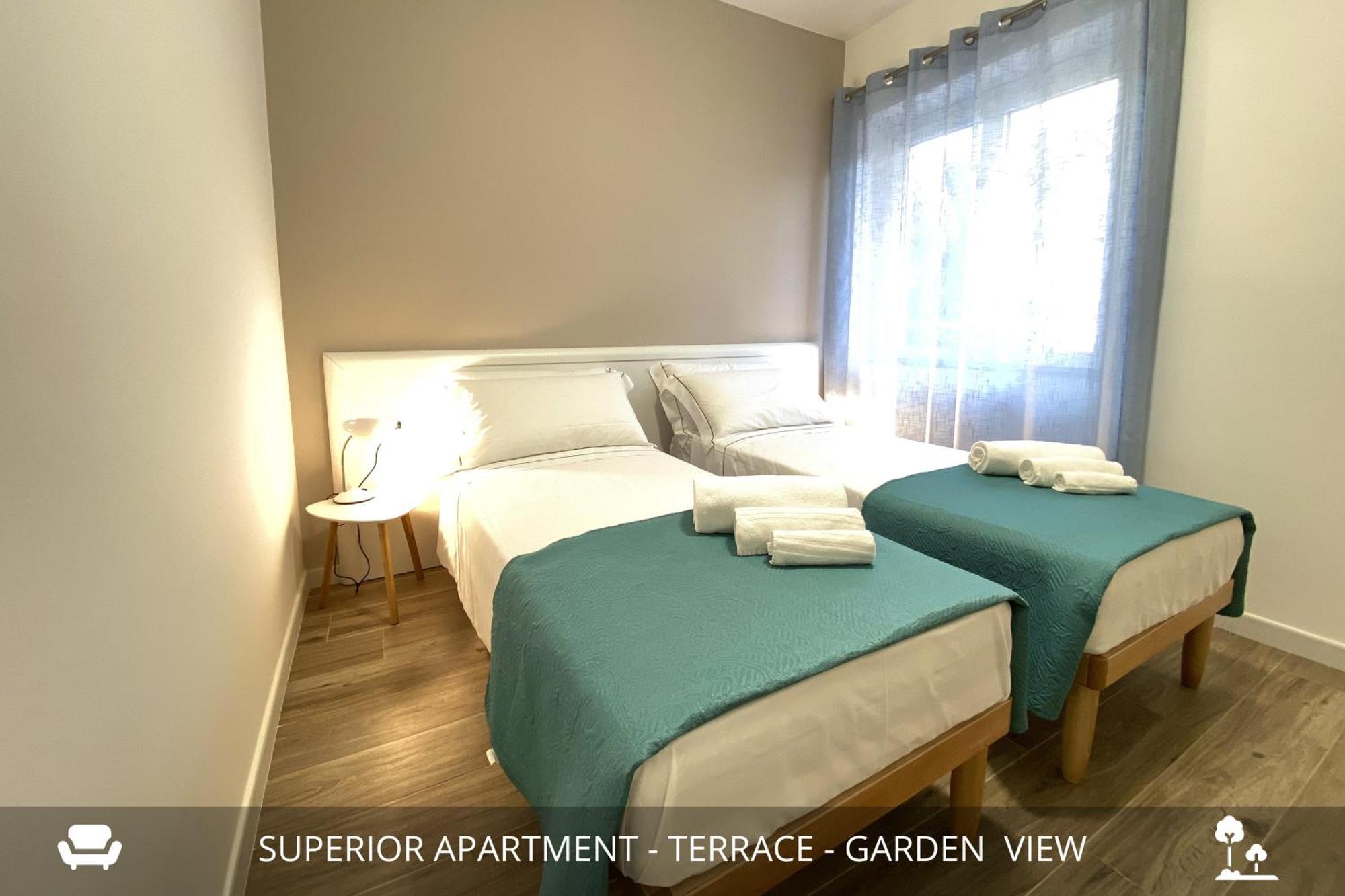 Homey Experience - Design Apartments Golfo Aranci Exterior foto